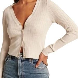 Abercrombie & Fitch / LuxeLoft Slim Cardigan / Size Medium